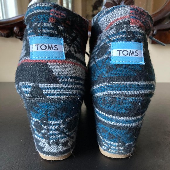 TOMS Lace Up Wedges Aztec - Picture 4 of 6